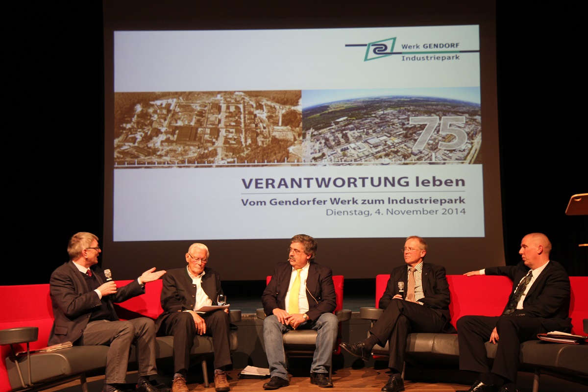 Historische Ausstellung: 75 Jahre Chemiegeschichte in Gendorf ...